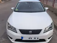 Usado Seat Leon ST Style 105 CV (77 kW) 2015 Blanco Familiar