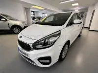 Usado Kia Carens 115 CV (84 kW) 2018 Blanco Monovolumen