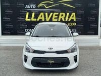 Usado Kia Rio 100 CV (73 kW) 2019 Blanco Berlina