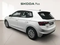 Usado Skoda Fabia Active 80 CV (58 kW) 2022 Blanco Utilitario
