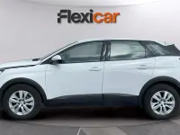 Usado Peugeot 3008 Access 131 CV (96 kW) 2019 Blanco Monovolumen