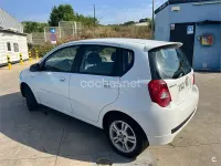 Usado Chevrolet Aveo LS 101 CV (74 kW) 2011 Blanco Berlina