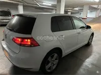 Usado VW Golf VII Advance 105 CV (77 kW) 2013 Blanco Familiar