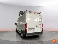 Usado Peugeot Boxer 140 CV (102 kW) 2022 Blanco Van