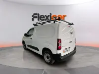Usado Citroën Berlingo 102 CV (75 kW) 2023 Blanco Monovolumen