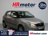 Usado Skoda Fabia Style 105 CV (77 kW) 2010 Gris Utilitario
