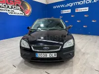 Usado Ford Focus Titanium 136 CV (100 kW) 2005 Negro Berlina