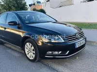 Usado VW Passat Edition 140 CV (102 kW) 2012 Marrón Berlina
