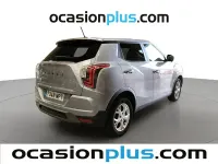 Usado SsangYong Tivoli 135 CV (99 kW) 2024 Gris / plata SUV