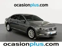 Usado VW Passat Advance 150 CV (110 kW) 2016 Gris Berlina