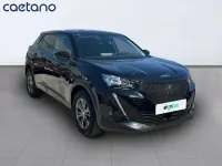 Usado Peugeot 2008 Active 100 CV (73 kW) 2022 Negro SUV