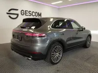 Usado Porsche Cayenne 462 CV (339 kW) 2019 Gris / plata SUV