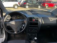 Usado Hyundai Getz 66 CV (48 kW) 2006 Gris Utilitario