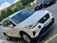 Usado Seat Arona Style Plus 110 CV (80 kW) 2021 Blanco SUV