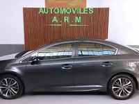 Usado Toyota Avensis Advance 143 CV (105 kW) 2017 Gris / plata Berlina