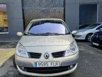 Usado Renault Grand Scénic II Dynamique 130 CV (95 kW) 2007 Beige Monovolumen