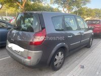 Usado Renault Grand Scénic II Dynamique 130 CV (95 kW) 2006 Gris / plata Monovolumen