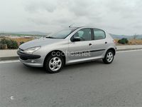 Usado Peugeot 206 70 CV (51 kW) 2002 Gris / plata Berlina