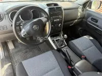 Usado Suzuki Grand Vitara 106 CV (77 kW) 2007 Gris / plata SUV
