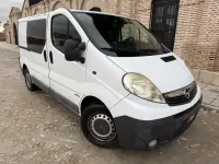 Usado Opel Vivaro 114 CV (83 kW) 2008 Blanco Monovolumen