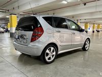 Usado Mercedes A160 Elegance 95 CV (69 kW) 2011 Gris / plata Monovolumen