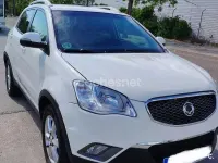 Usado SsangYong Korando Premium Plus 149 CV (109 kW) 2012 Blanco SUV