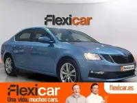 Usado Skoda Octavia Active 115 CV (84 kW) 2019 Azul