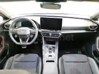 Usado Cupra Leon 150 CV (110 kW) 2025 Azul Berlina
