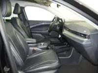Usado Ford Mustang Mach-E 197 kW (269 CV) 2024 Negro shadow (especial) SUV
