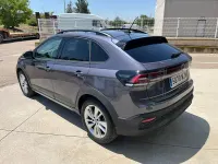 Usado VW Taigo Life 110 CV (80 kW) 2023 Gris / plata SUV