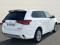 Usado Mitsubishi Outlander P-HEV 224 CV (164 kW) 2018 Blanco SUV