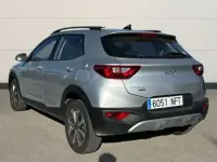 Usado Kia Stonic 101 CV (74 kW) 2025 Plateado SUV