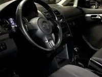 Usado VW Touran Advance 105 CV (77 kW) 2014 Gris Monovolumen