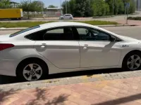 Usado Hyundai i40 136 CV (100 kW) 2012 Blanco Berlina