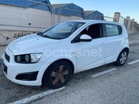 Usado Chevrolet Aveo LT 75 CV (55 kW) 2013 Blanco Berlina