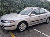 Usado Renault Laguna III Authentique 110 CV (80 kW) 2007 Gris / plata Berlina