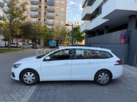Usado Peugeot 308 SW Business-Line 100 CV (73 kW) 2019 Blanco Familiar