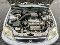 Usado Honda Civic S 90 CV (66 kW) 1999 Gris / plata Berlina