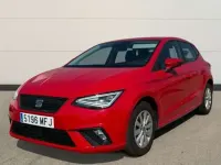 Usado Seat Ibiza Style 110 CV (80 kW) 2023 Rojo Utilitario