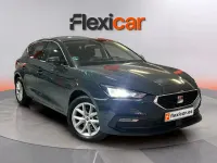 Usado Seat Leon Style 116 CV (85 kW) 2025 Gris Familiar
