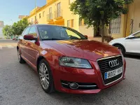 Usado Audi A3 Sportback Ambition 140 CV (102 kW) 2012 Granate Utilitario
