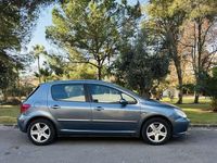 Usado Peugeot 307 136 CV (100 kW) 2006 Gris Utilitario