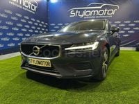 Usado Volvo V60 Momentum 150 CV (110 kW) 2021 Gris / plata Familiar