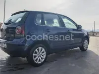 Usado VW Polo Edition 80 CV (58 kW) 2007 Azul Utilitario