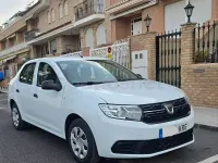 Usado Dacia Logan MCV Ambiance 73 CV (53 kW) 2018 Blanco Familiar