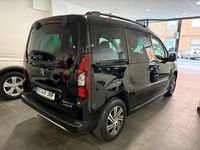 Usado Citroën Berlingo Feel 100 CV (73 kW) 2016 Negro Monovolumen
