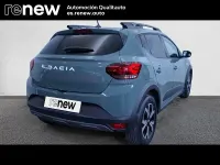 Usado Dacia Sandero Expression 100 CV (73 kW) 2023 Gris Berlina