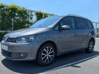 Usado VW Touran Advance 105 CV (77 kW) 2015 Gris / plata Monovolumen