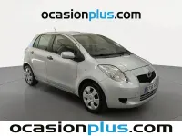 Usado Toyota Yaris 87 CV (63 kW) 2007 Gris Utilitario