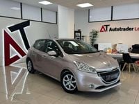 Usado Peugeot 208 Active 92 CV (67 kW) 2012 Beige Utilitario
